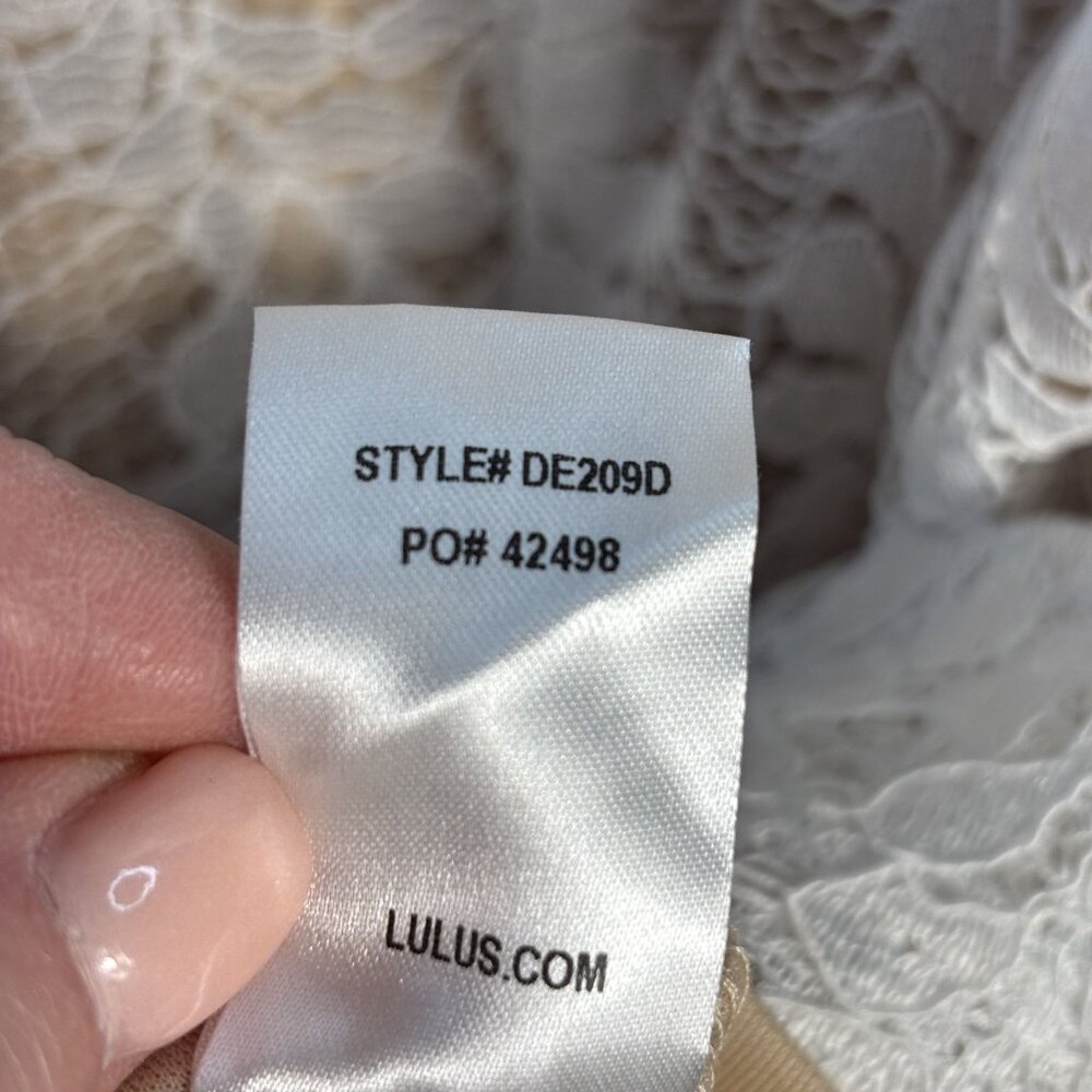 Lulus White & Beige Lace V-Neck Sleeveless Dress - Picture 11 of 11